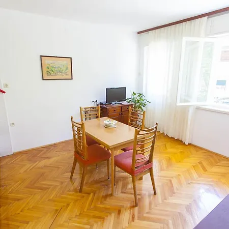 Apartments Kumpar Makarska Room photo